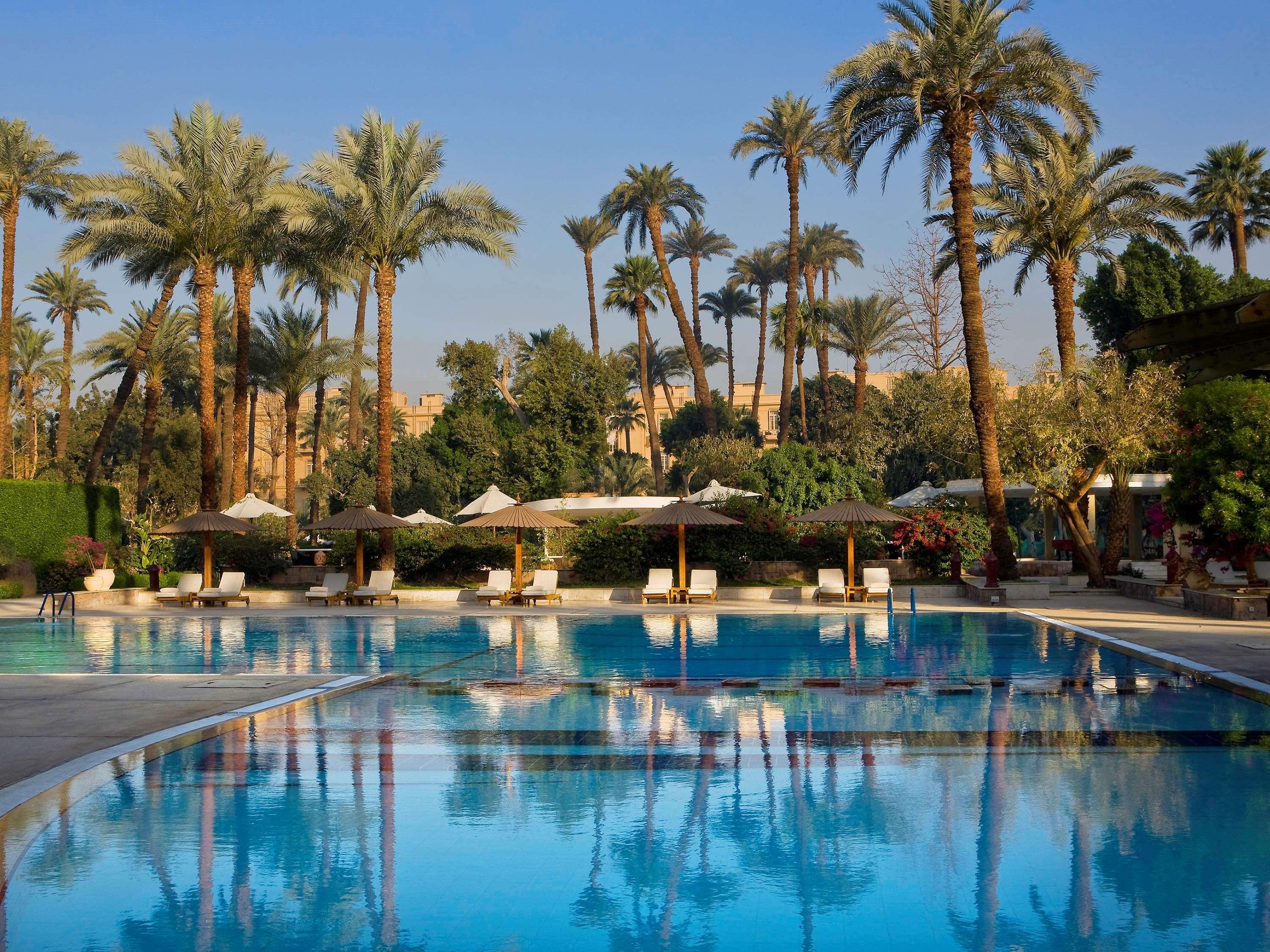 Pavillon Winter Luxor Hotel Екстериор снимка The pool at the Four Seasons Hotel, Cairo
