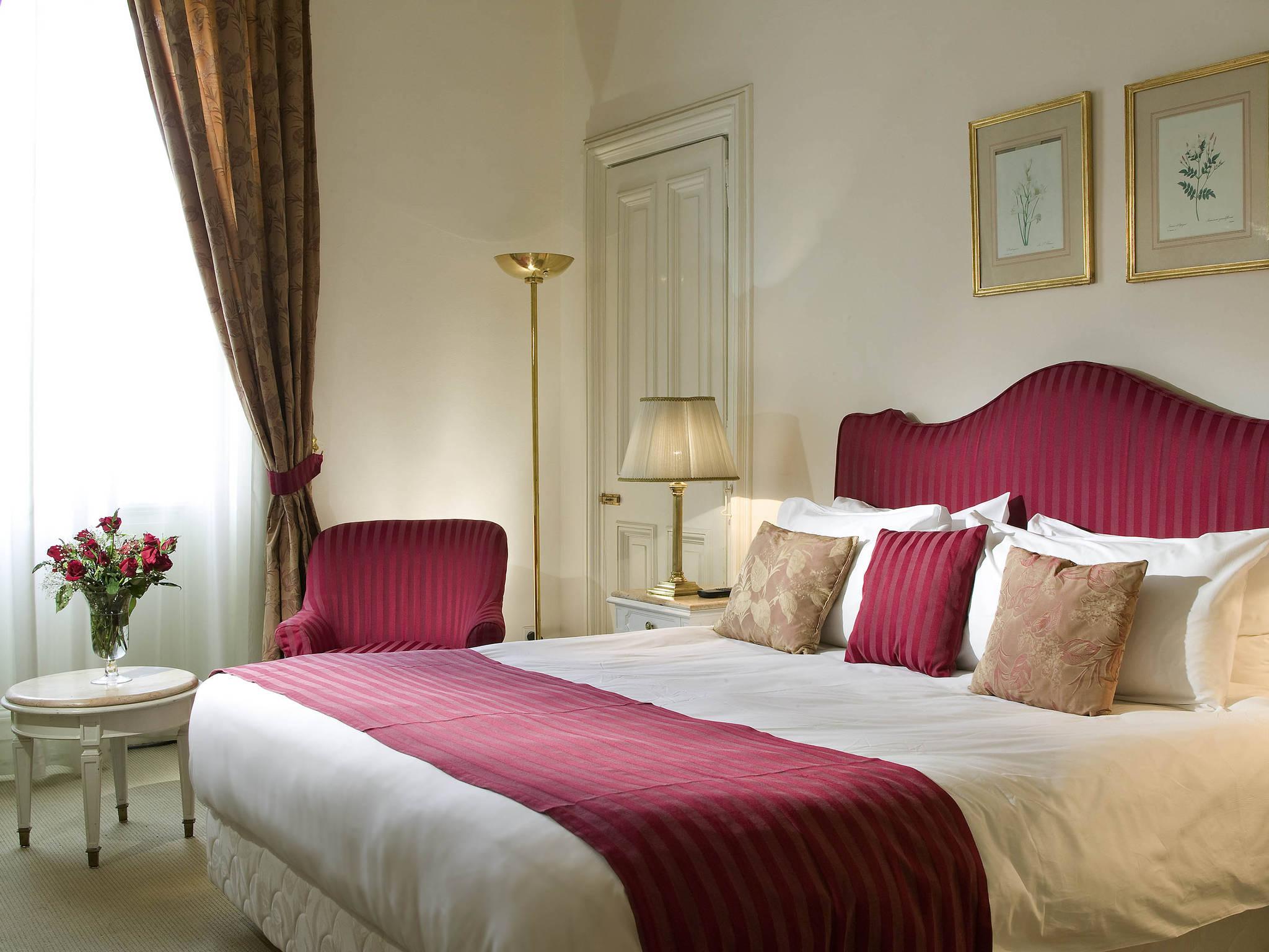 Pavillon Winter Luxor Hotel Екстериор снимка A bedroom at the hotel