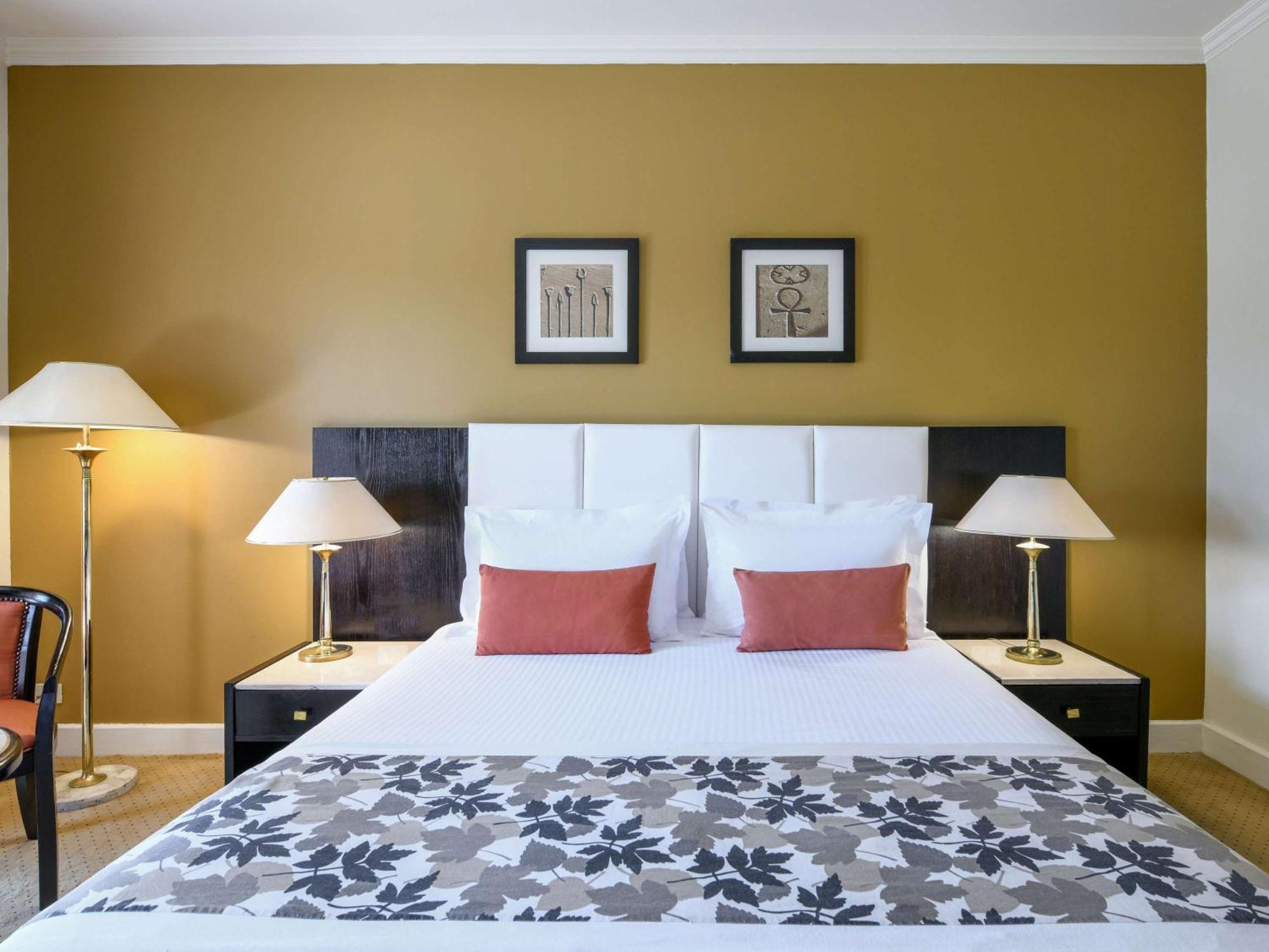 Pavillon Winter Luxor Hotel Екстериор снимка
